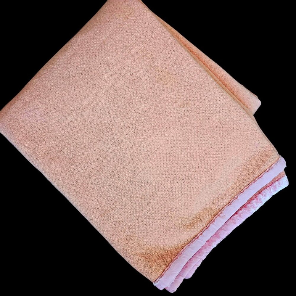 VTG Peach‎ Pink Wool Blanket Marshall Field Gina Belgium Twin Or Full Size Soft